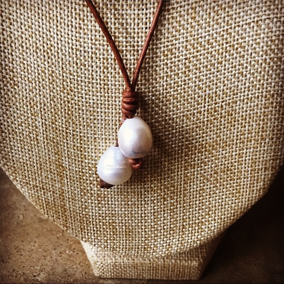Hand Crafted Jewelry - NEW Leather Pearl Pendant Minimalist Necklace